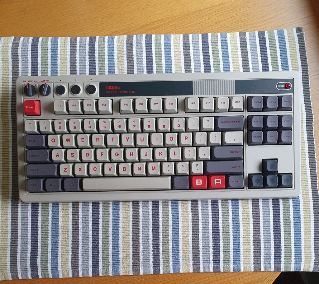8BitDo Retro Mechanical Keyboard !!! 302899-1