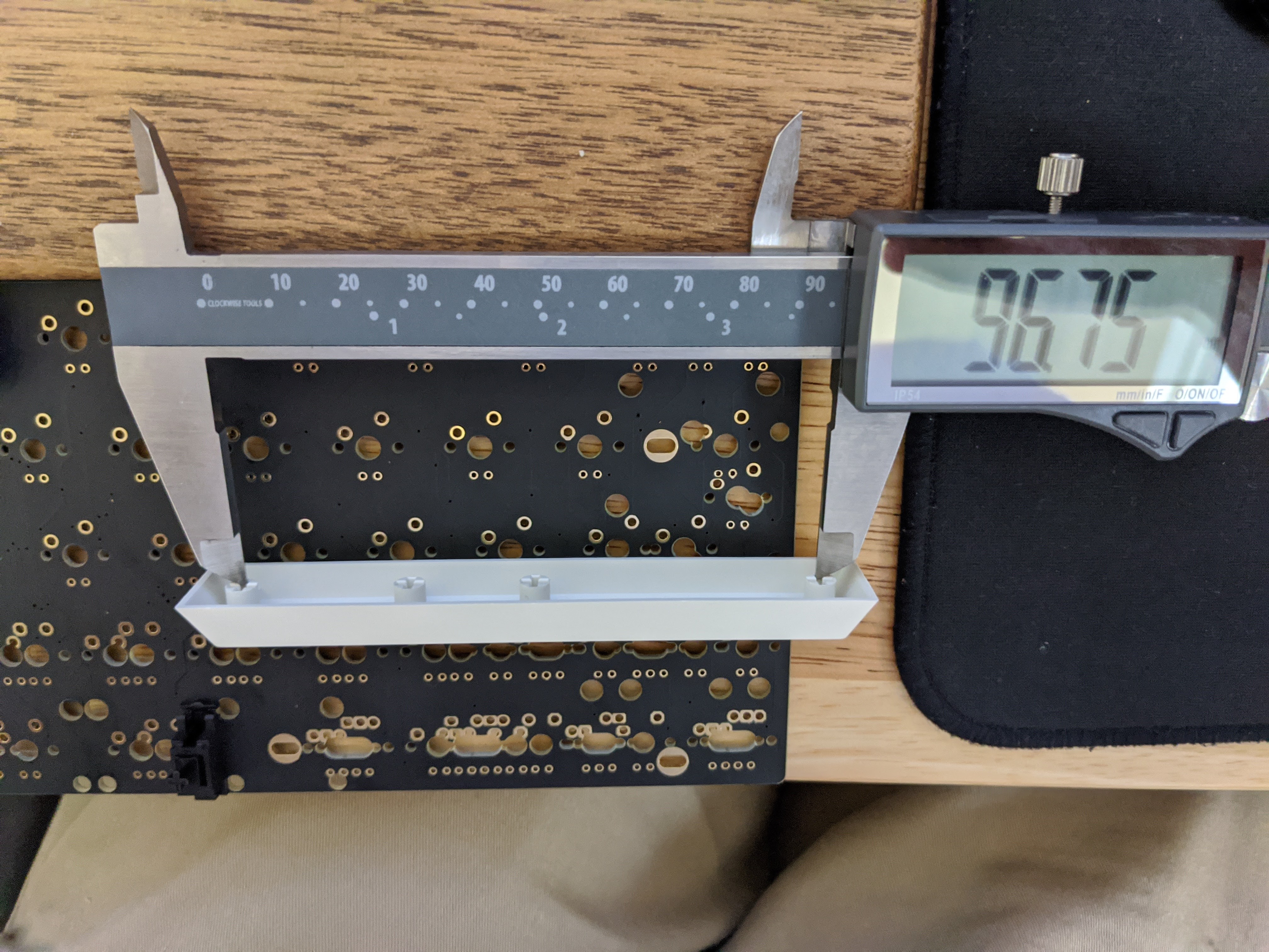 Is this Rama pbt 6u spacebar non-standard? 241786-1