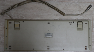 Inside a... Siemens Tastatur PC16/32 240505-1