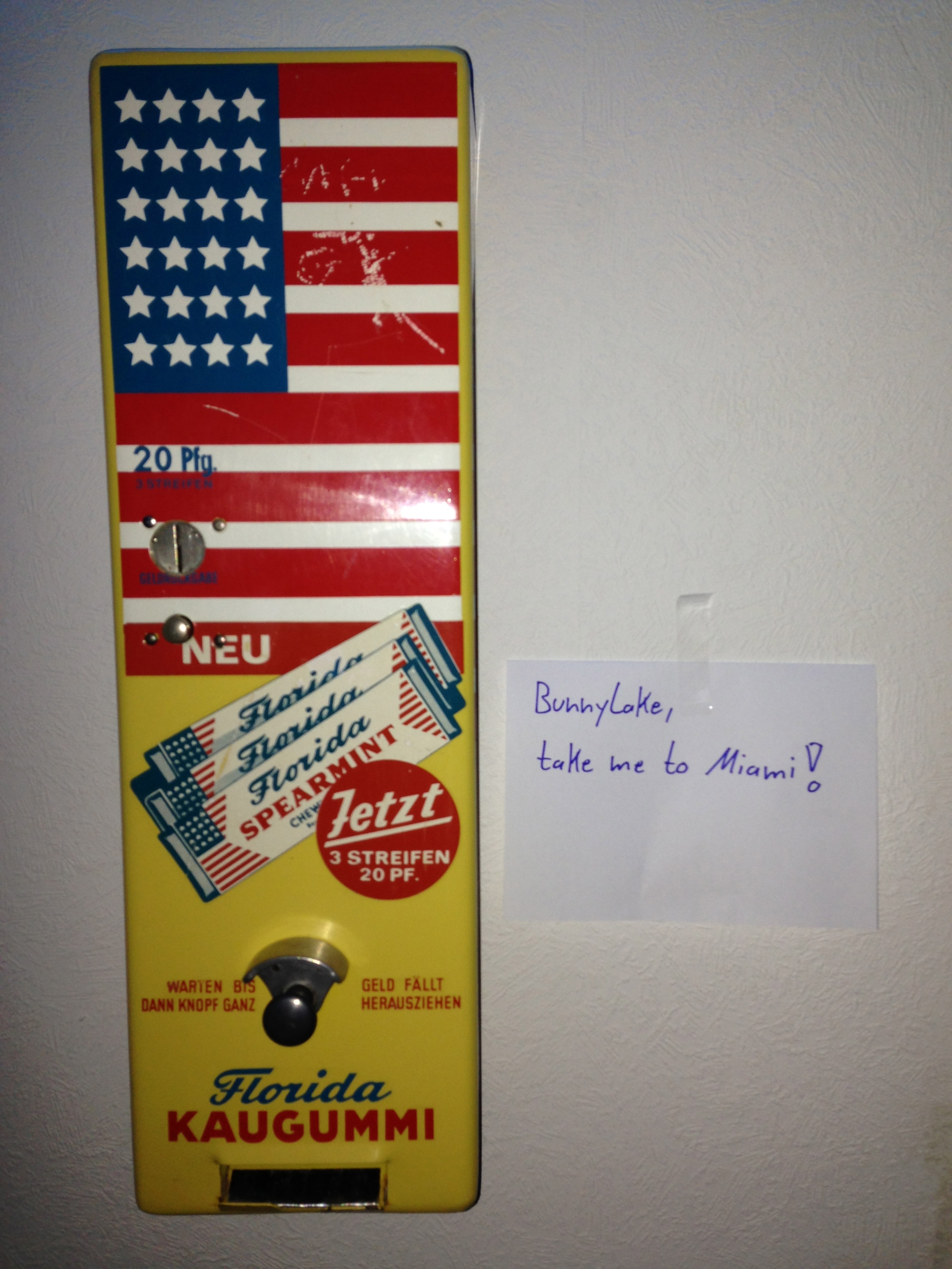 Bunny takes YOU to Miami GIVEAWAY 29388-0