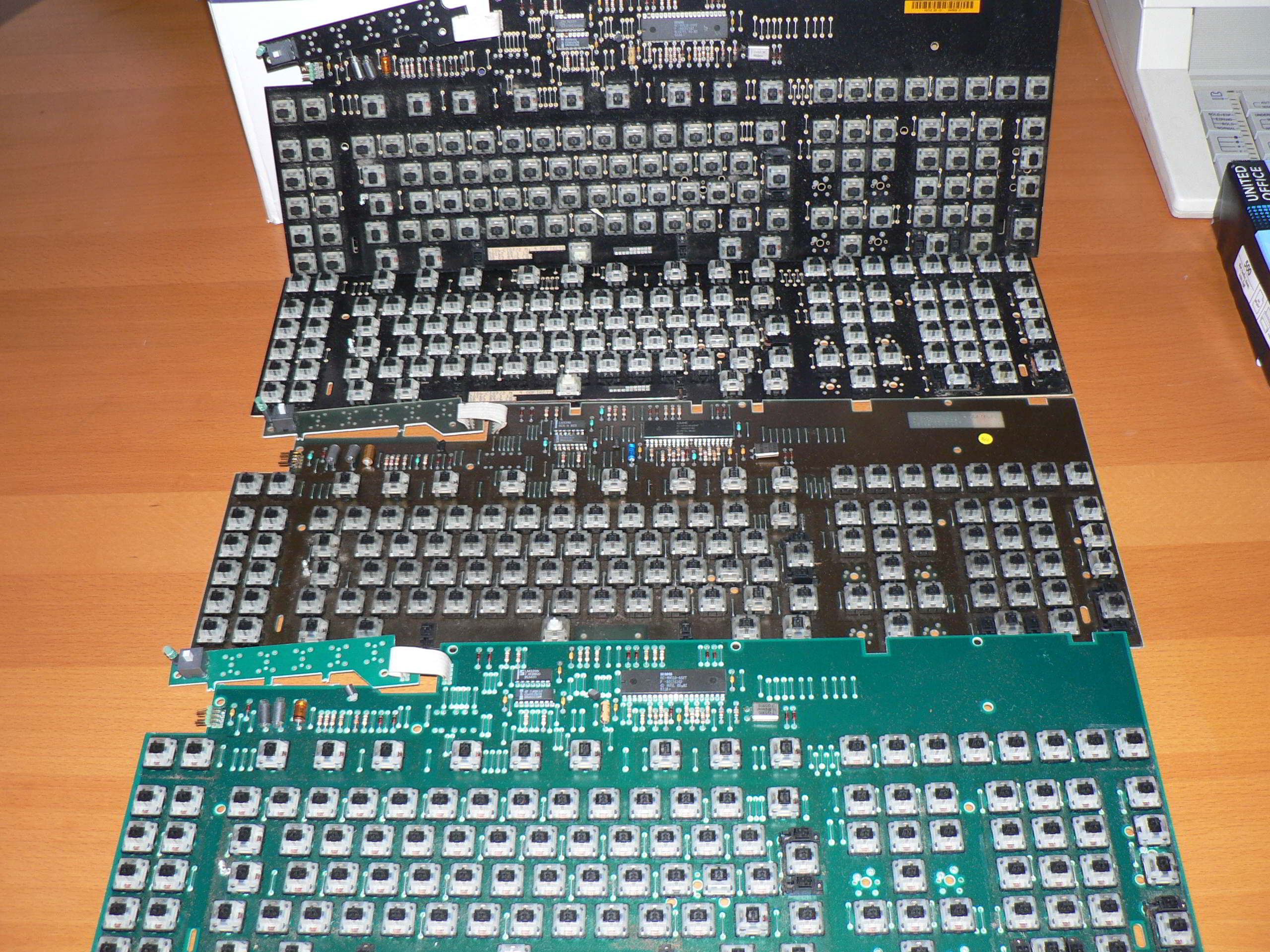 (SOLD) Selling Vintage Nixdorf Cherry switches, old blacks with clear tops 30287-0