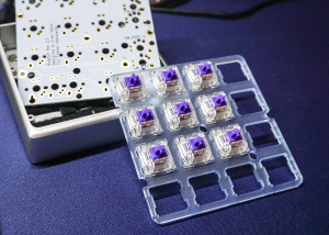 when your board is pcb mount, and your OCD is triggered by crooked keycaps 182101-0