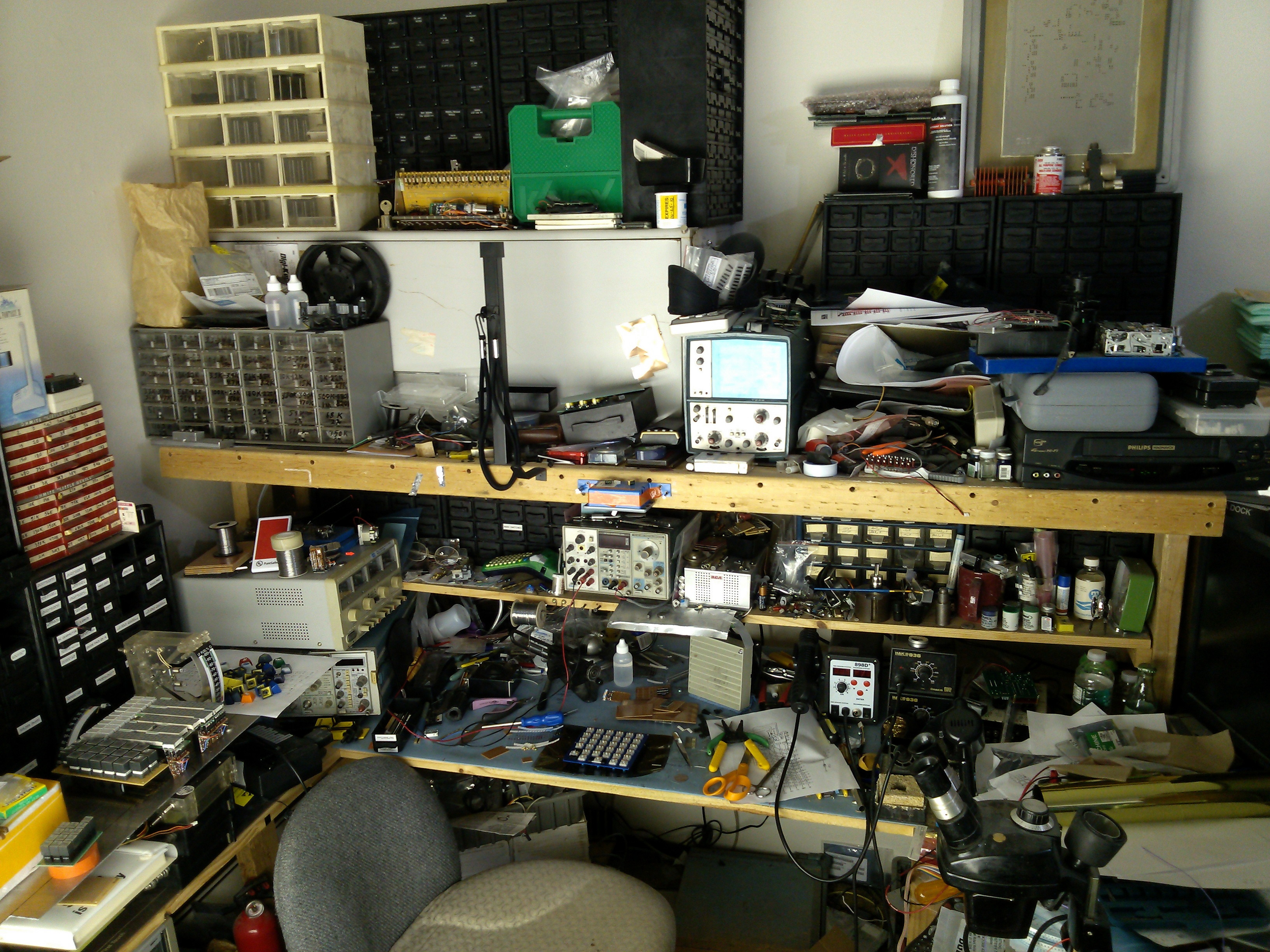 Share Your Soldering / Keyboard Assembly Station! 168699-0