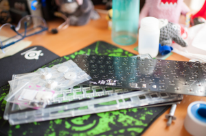 GEEKHACKERS CHARITY AUCTION #1: AUCTION OVER! 45594-0