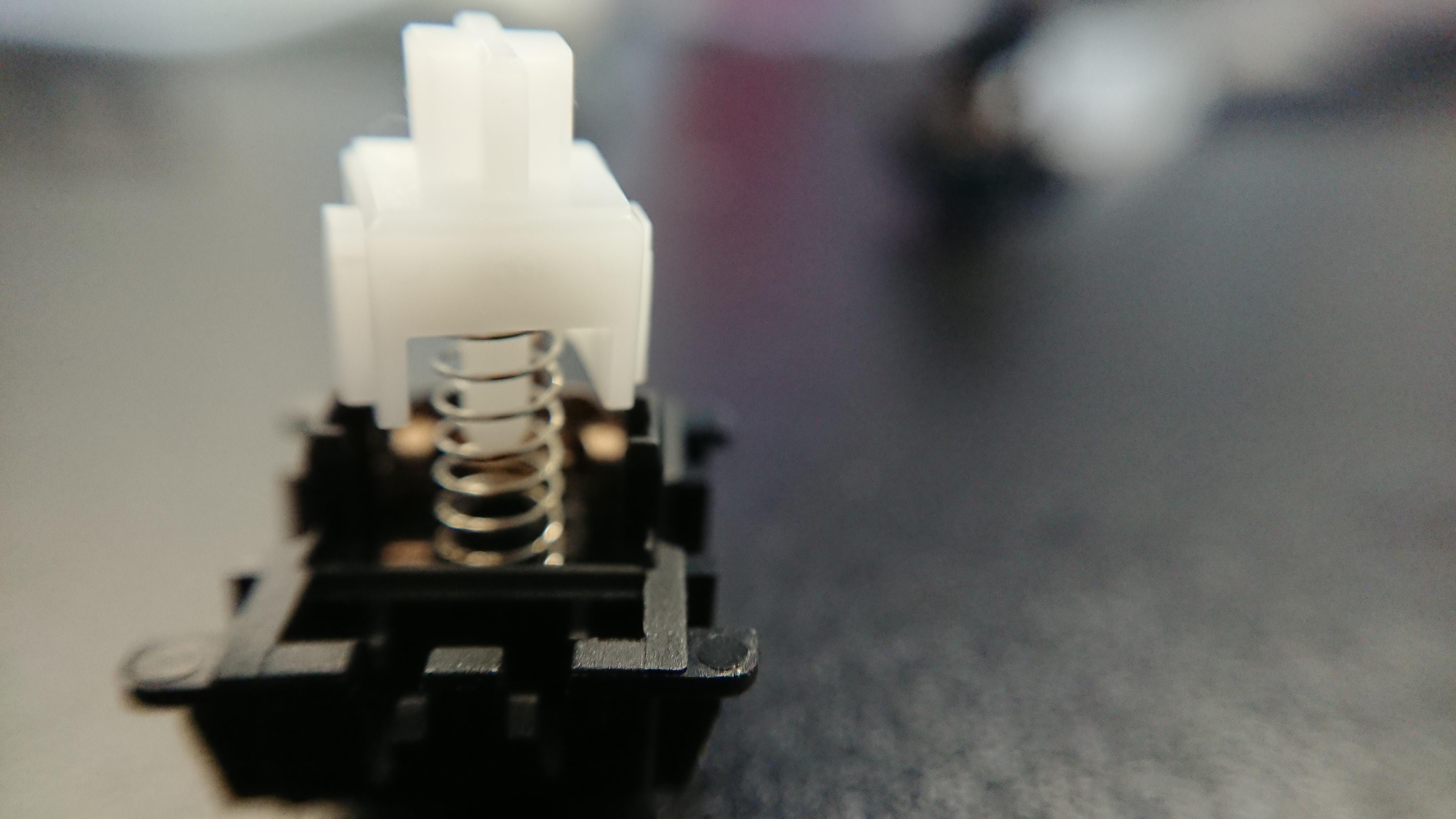 CHERRY switches have NEW stems, supersmooth! 198476-1