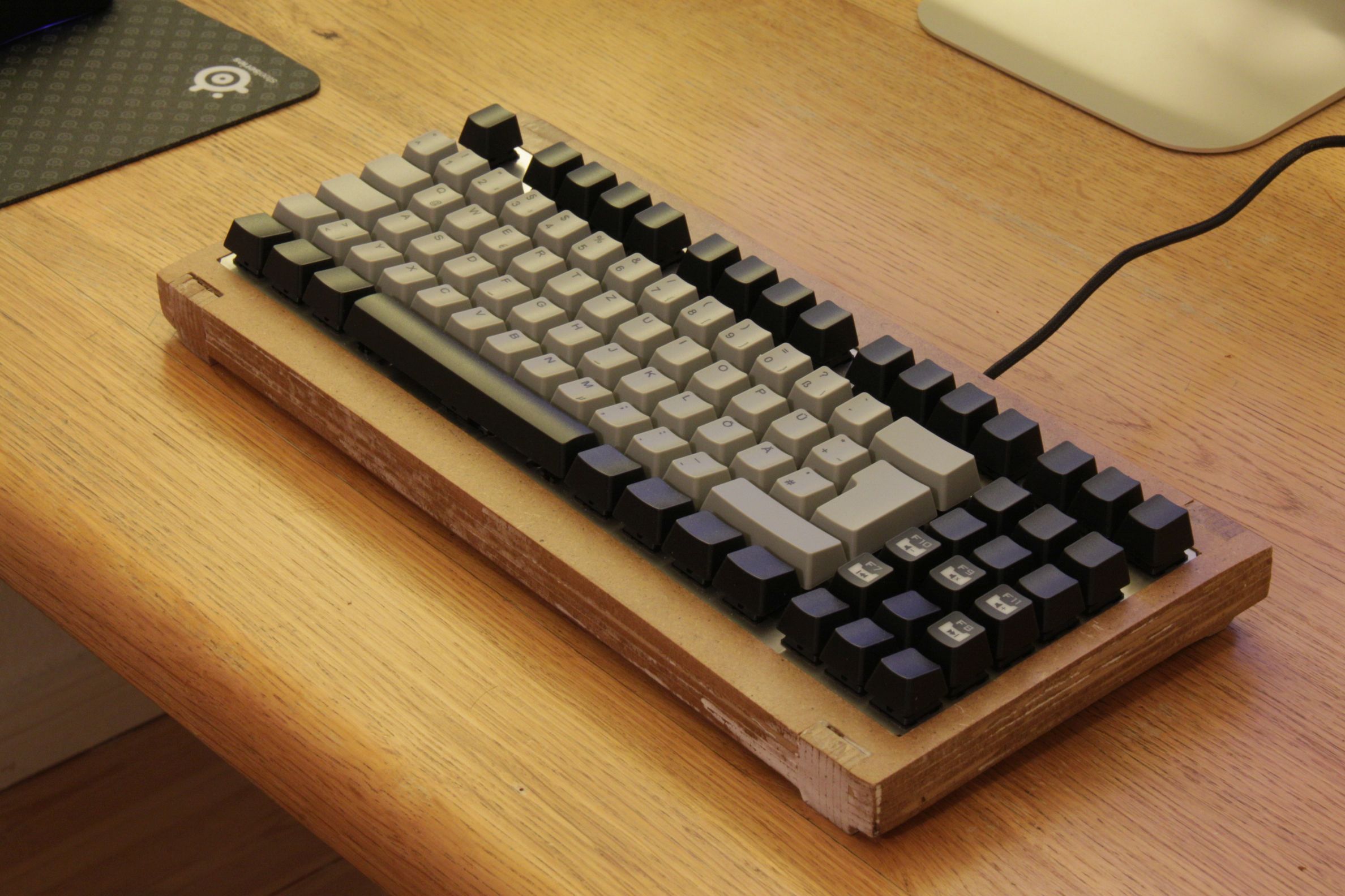 my finished phantom keyboard with case. have a look! 62128-0