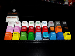 Post your geekhack caps! 50028-0