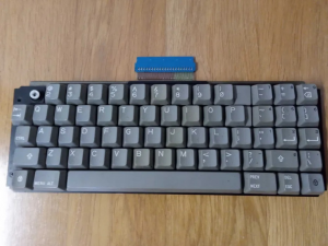 Plate-mount (laptop??) mechanical keyboard identification - any help? :) 291272-0