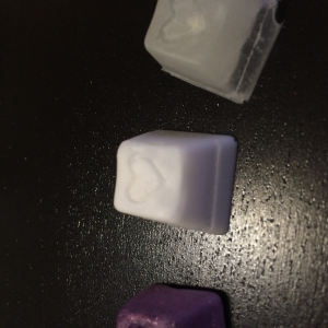 Marshmallow and Mischief: Artisan keycaps in the making! 109303-3