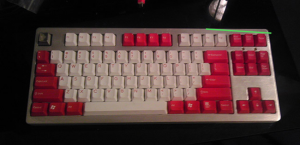 Bought an aluminum case from TaoBao ... 125230-0