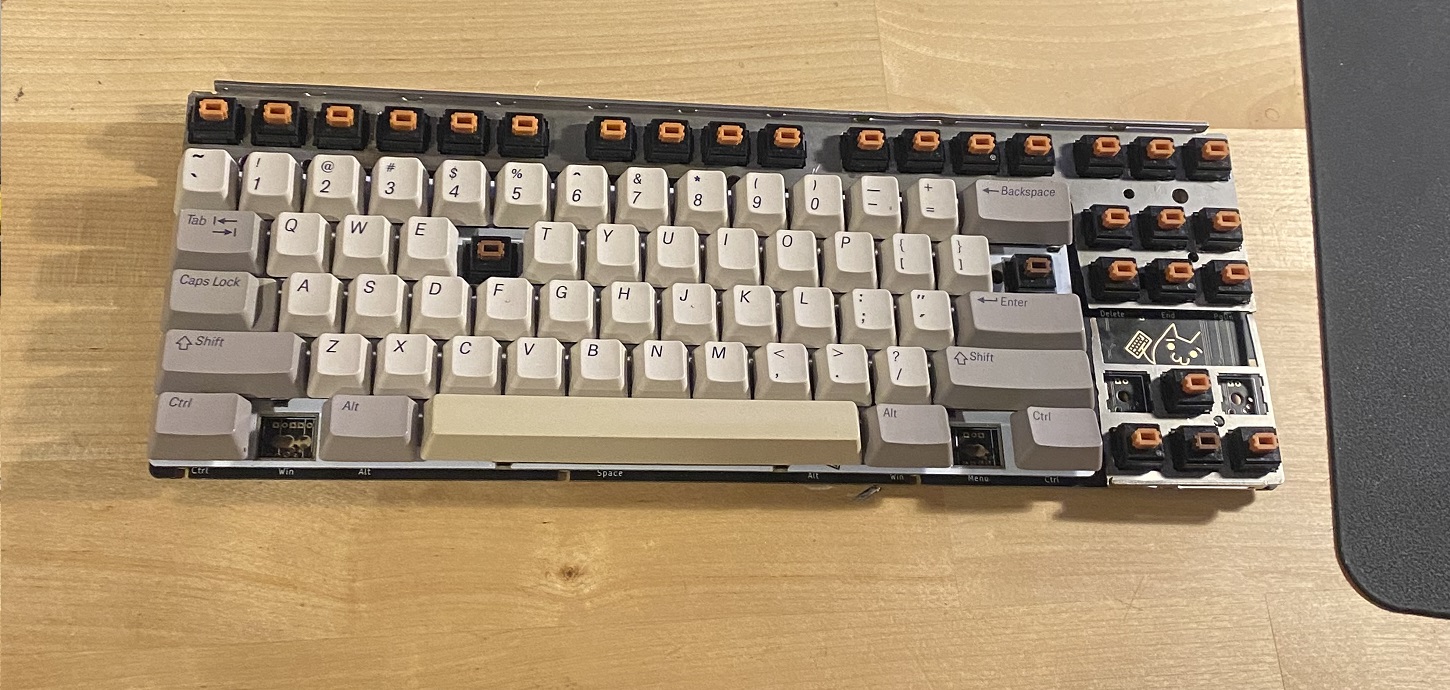 Alps SKCM Brown Winkeyless TKL on a Budget! 273912-2