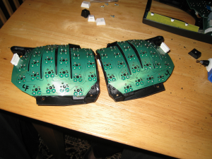 Adding extra keys to your Kinesis Advantage 3277-4