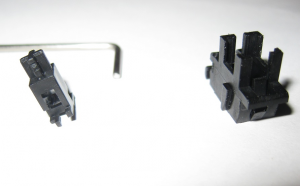 Cant put the spacebar on Steelseries G6v2 back together (picture) 36350-2