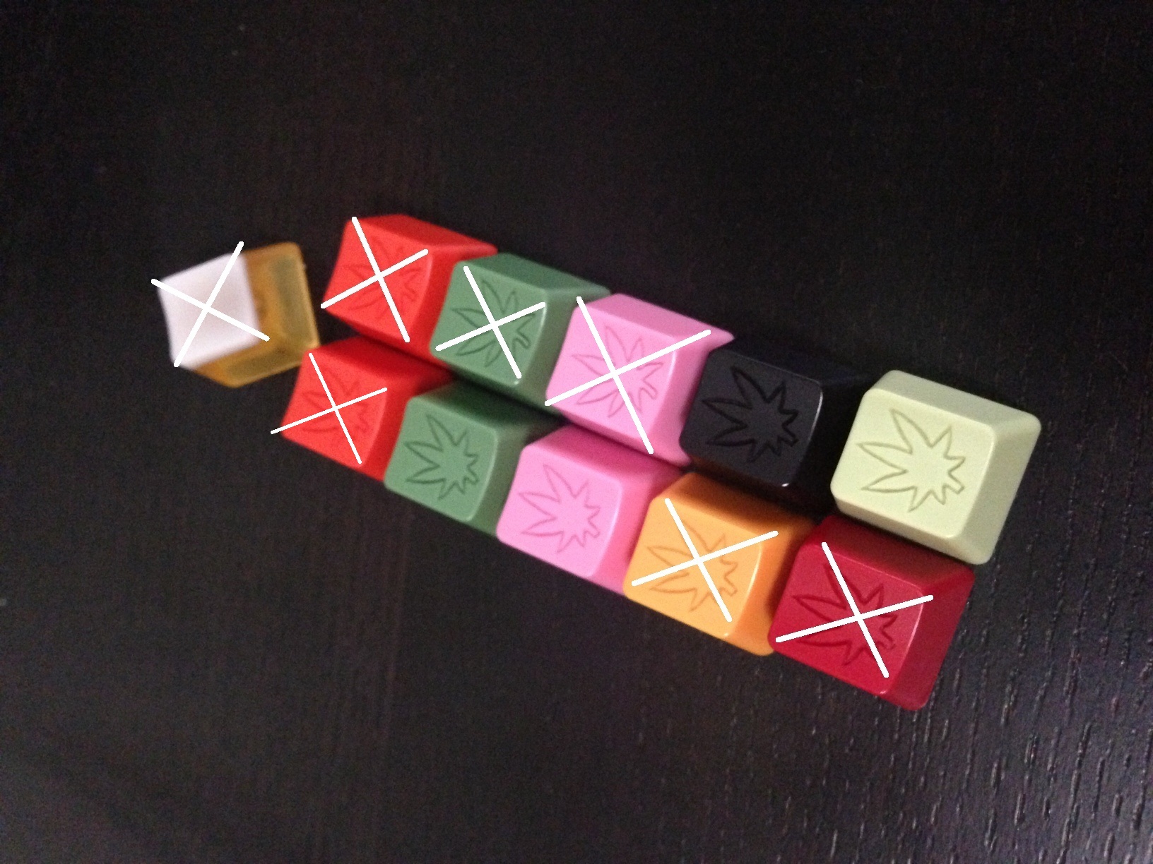 Germy's WTS: CLACKS! WTB: RAINDROP & White on Black Cherry set! 35413-0