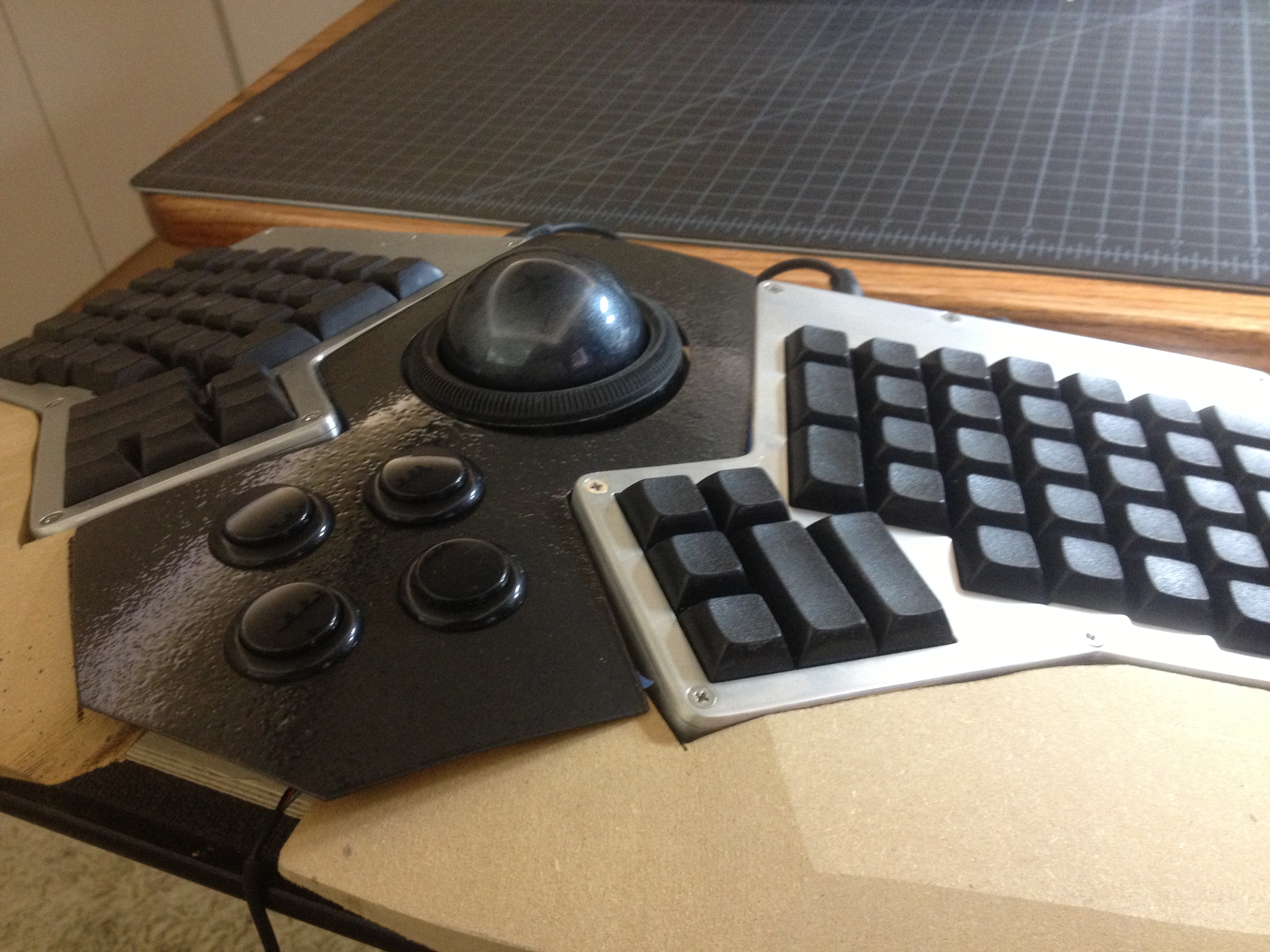 ErgoDox - Custom split ergo keyboard. 19075-0