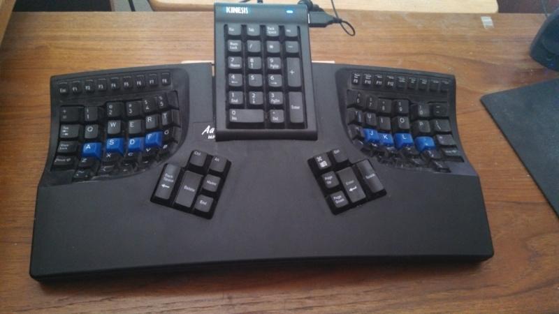 Kinesis Advantage mod - keypad in center 14352-0