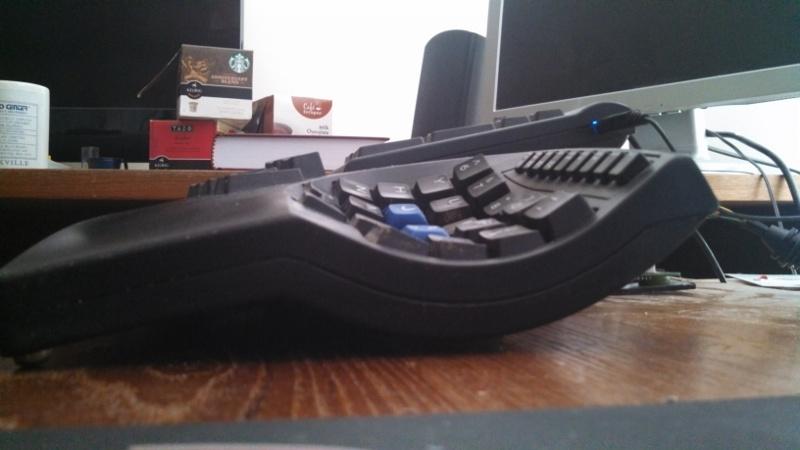 Kinesis Advantage mod - keypad in center 14356-2
