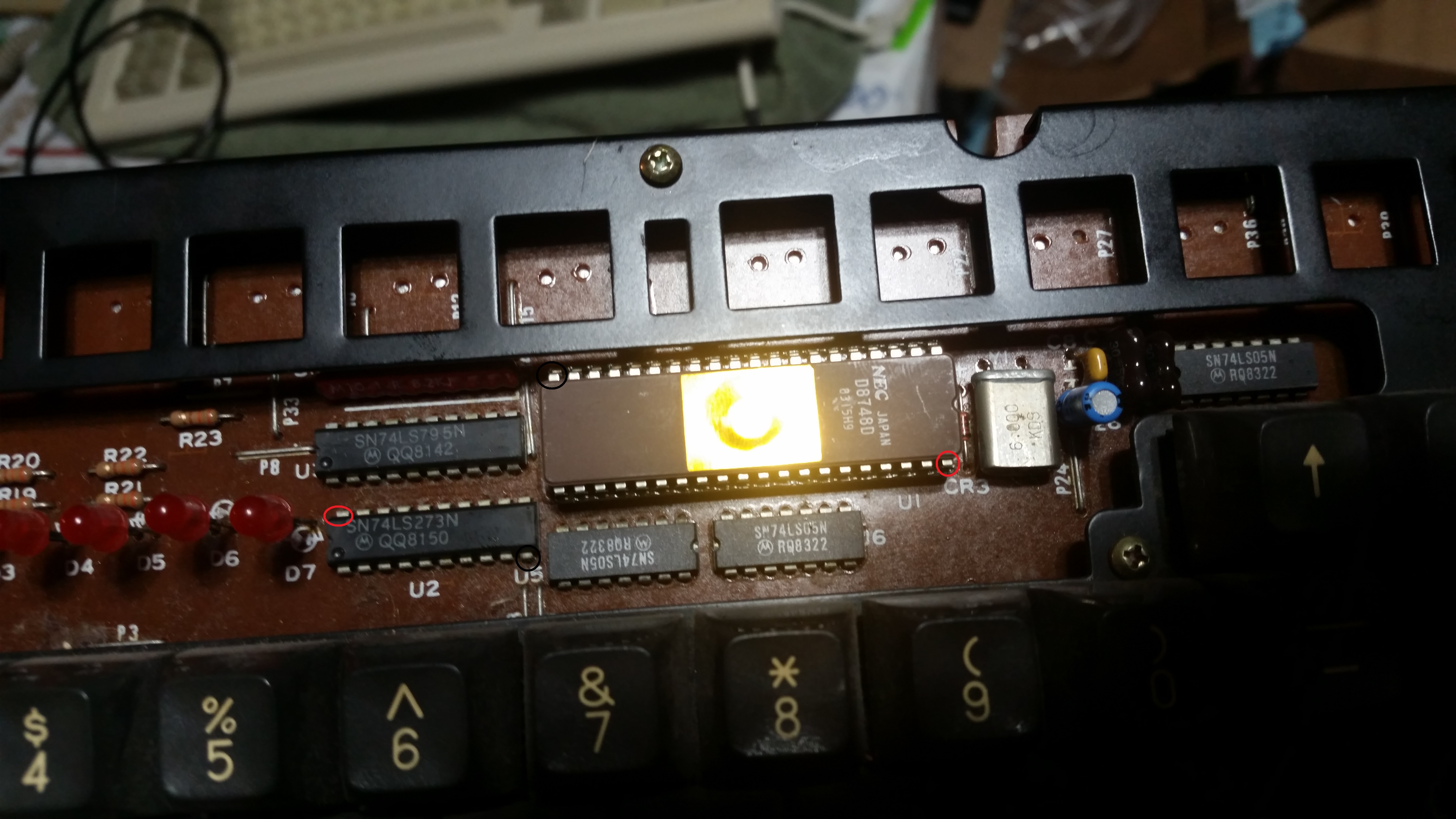 Weird old keyboard with no identifiable manufacturer 235190-4