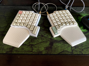 Ergonomic keyboards - my conclusions so far with designing and building them. 257360-20
