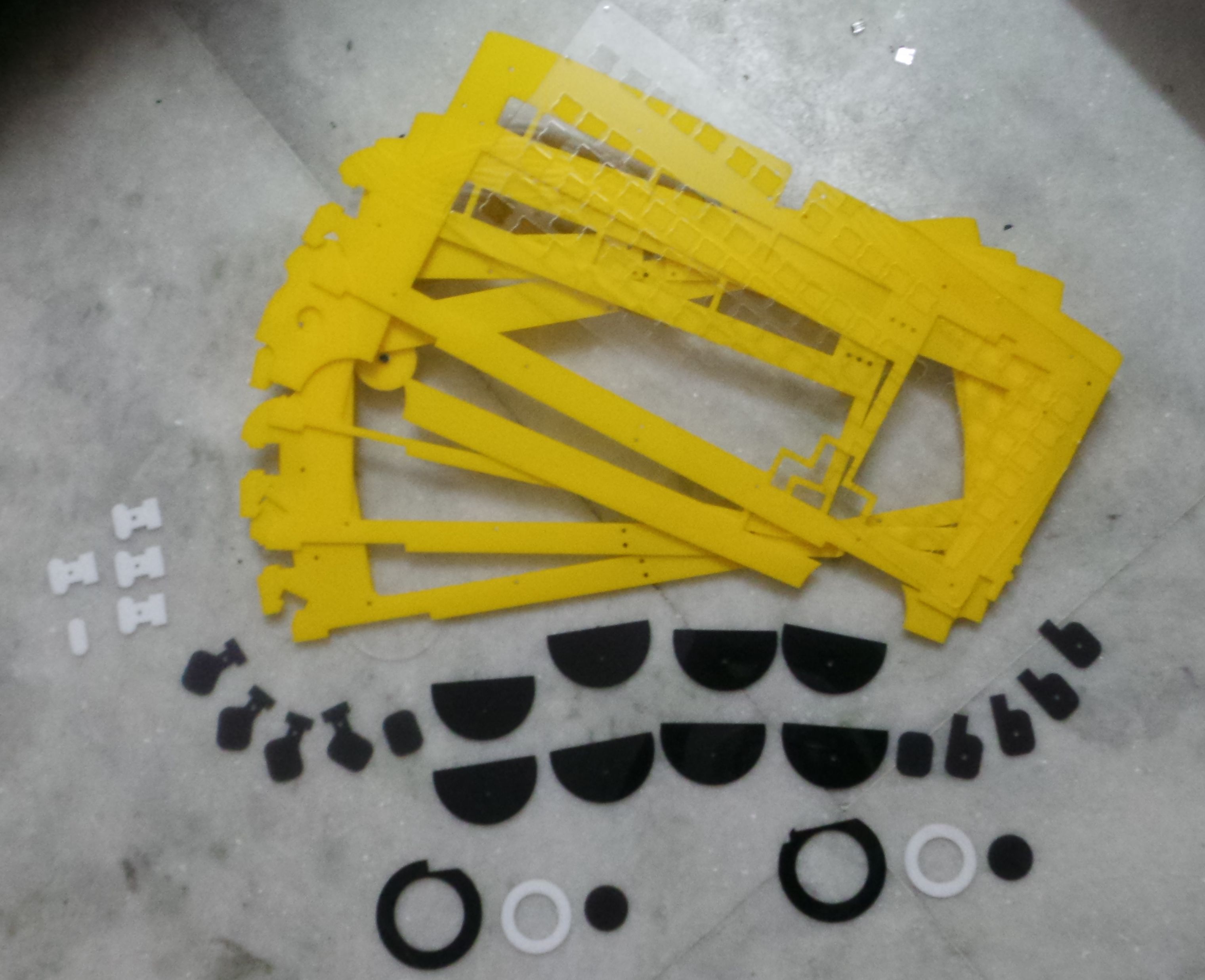 Funky acrylic cases 37117-10