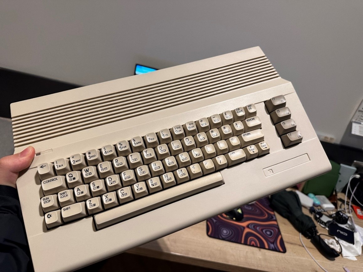 【IC】Keycaps C64:Remake - New changes, new designs 315412-1