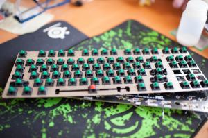 GEEKHACKERS CHARITY AUCTION #1: AUCTION OVER! 45596-2