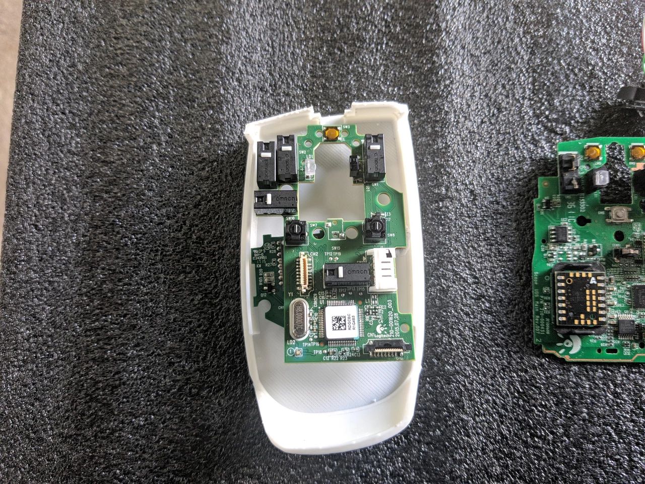 Logitech G502 board inside 3d printed Logitech G9X body 274554-2