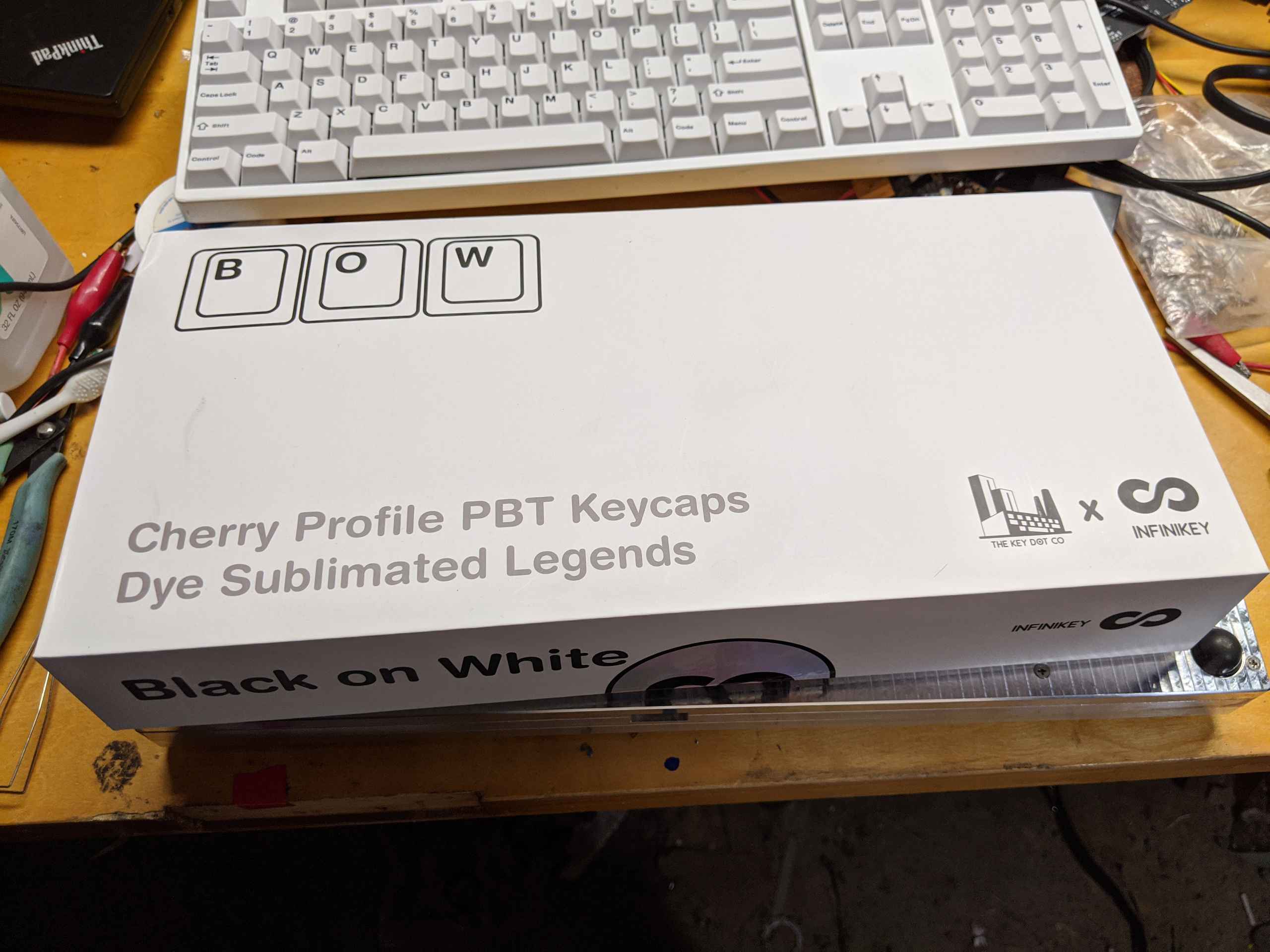 Infinikey Black-On-White Dye Sub PBT keycap review 247541-2
