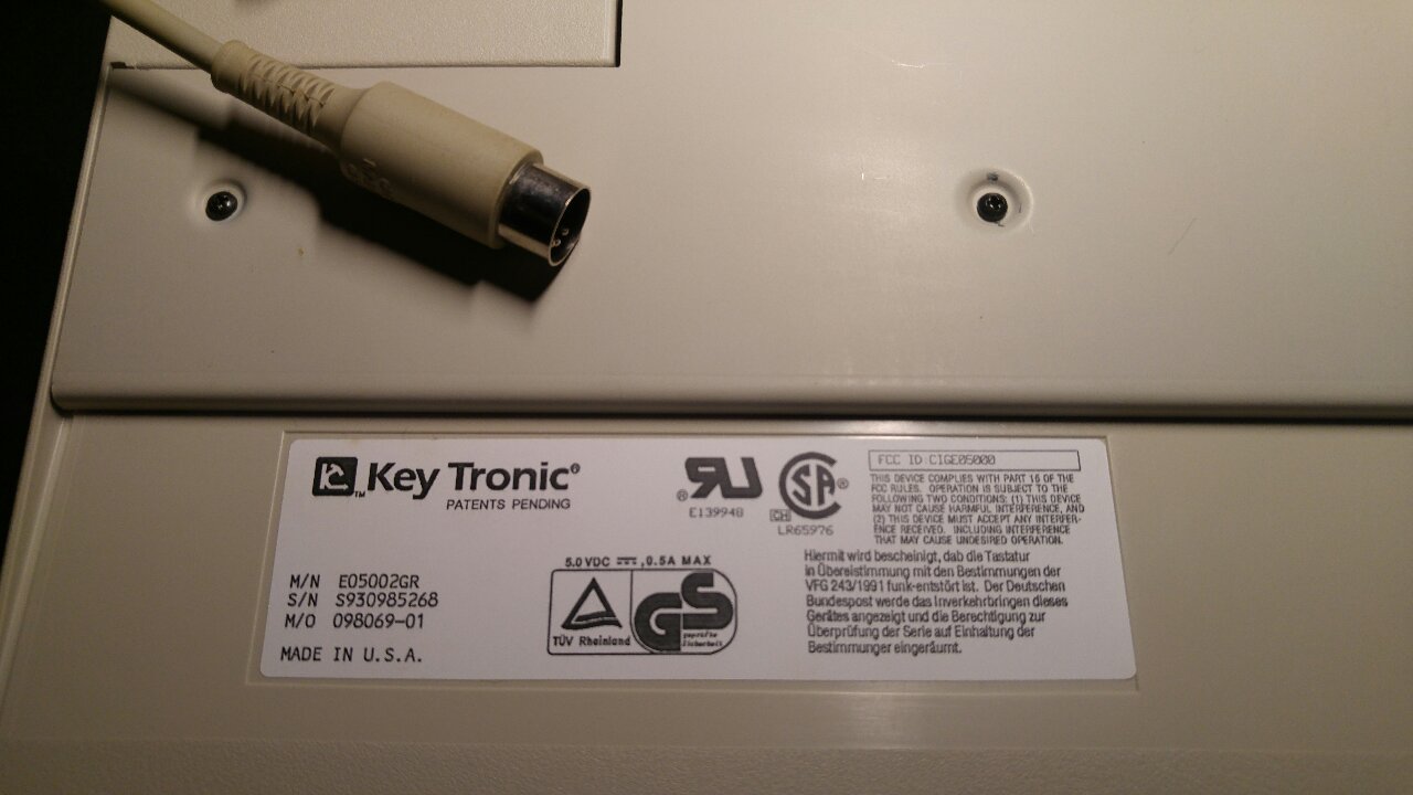 Weird old KeyTronic boards with connected keycaps 171494-0