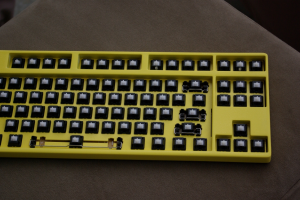 Let me show you my Bumblebee keyboard! 65298-5