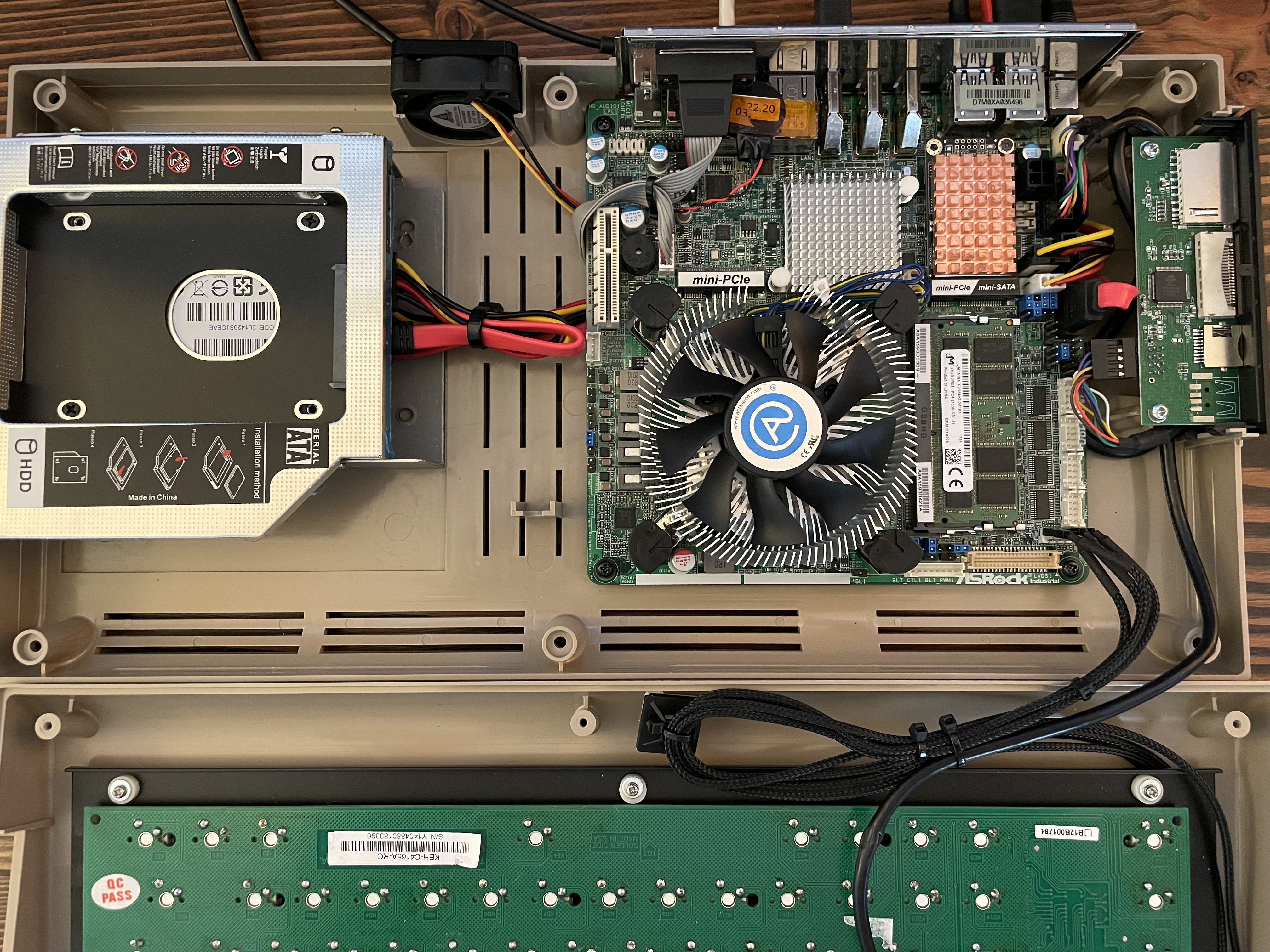 My Retro Emulation build - C64 inspired mini-ITX case with Box Jades :) 292196-1