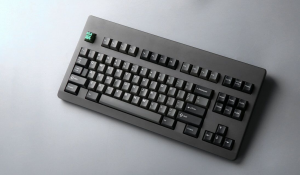 A gift to all OG Cherry fans: J80 Custom Keyboard 173334-1