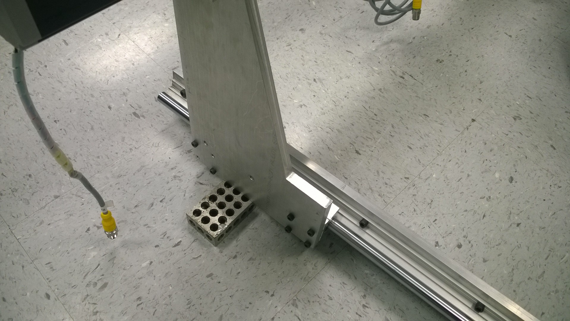 Using a CNC machine to build a CNC router. 117825-1