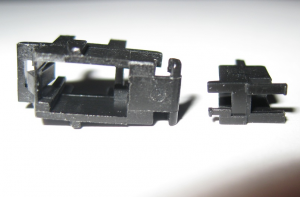 Cant put the spacebar on Steelseries G6v2 back together (picture) 36352-3