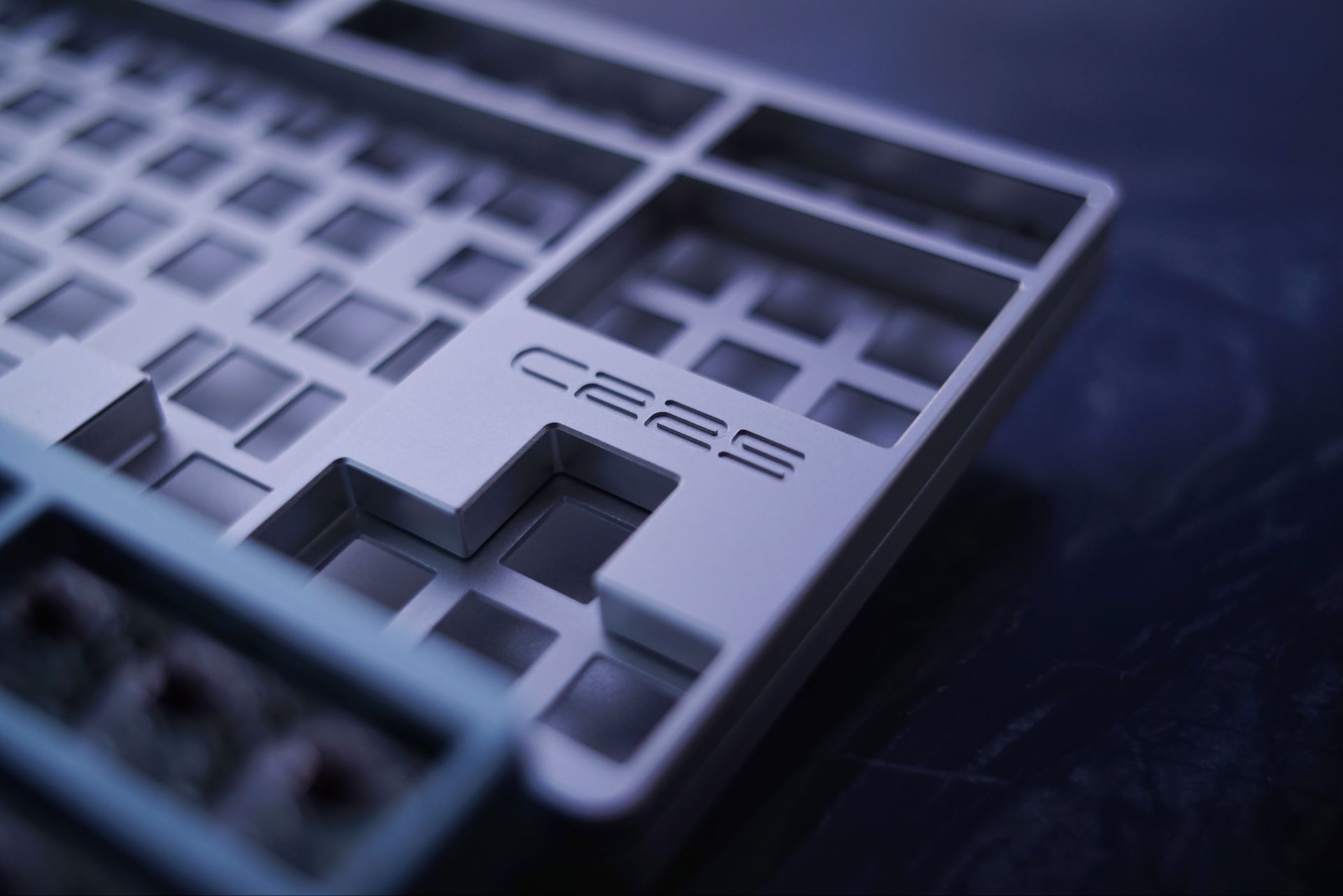 CAMP C225 80% Custom Aluminum Keyboard 140590-20