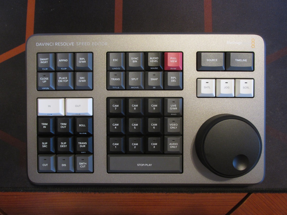 Christmas Keyboard: DaVinci Resolve Speed Editor 280560-0