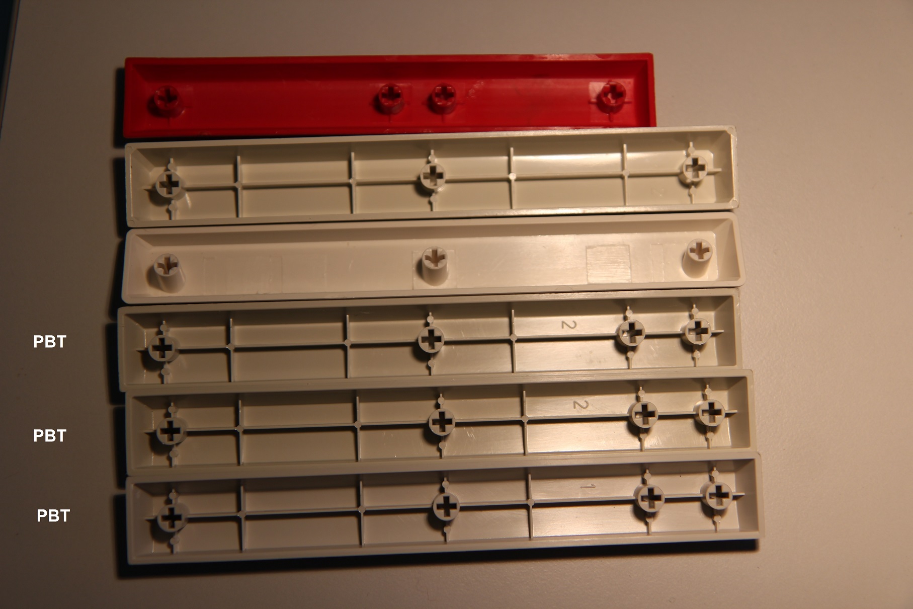 GMK/Cherry Spacebar Discussion - Markings? 61901-0