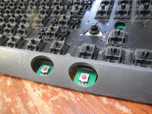 Fixing delayed key inputs on Access-IS AKE104696/1-STK15 175405-4