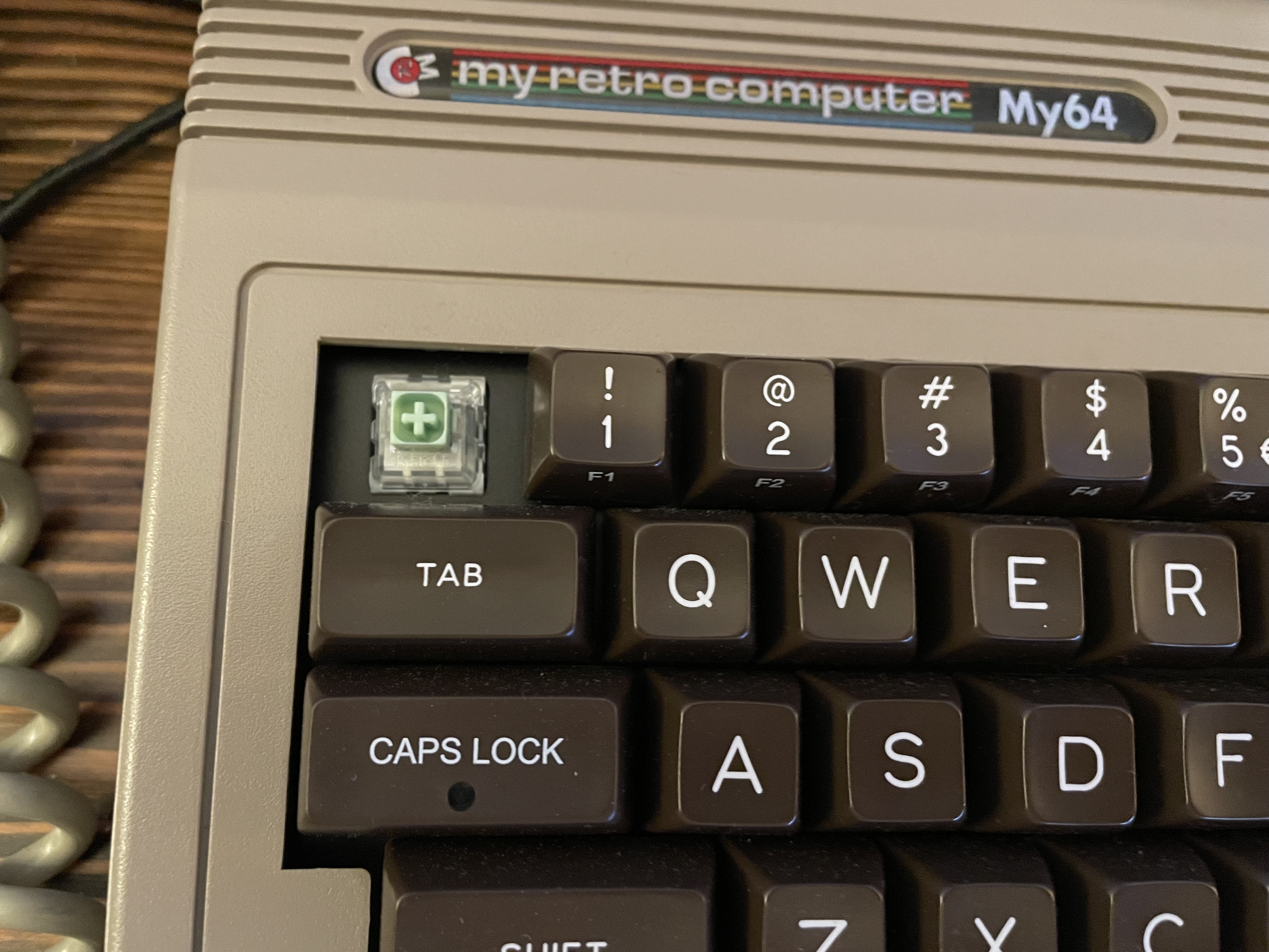 My Retro Emulation build - C64 inspired mini-ITX case with Box Jades :) 292198-2