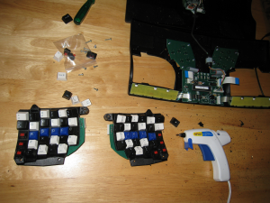 Adding extra keys to your Kinesis Advantage 3275-3