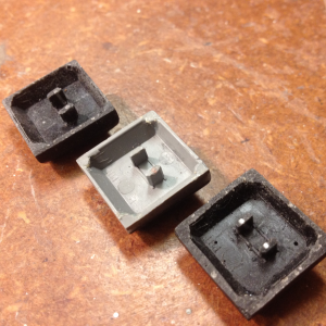 The Alumaplop, a compact keyboard/trackball combo in process 95263-2