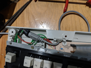 Model M attached cable to semi-detachable ps/2 conversion. 194210-2