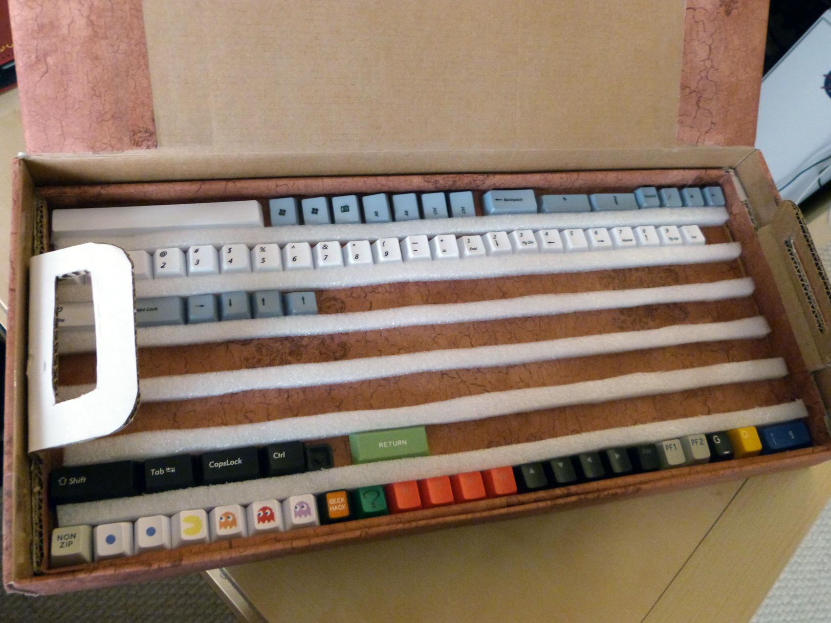 DIY Keycap Storage Idea compilation 41054-11