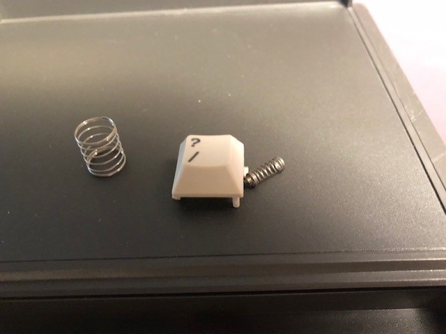 AT&T 1300 Video Transaction Terminal review (Spring over membrane)