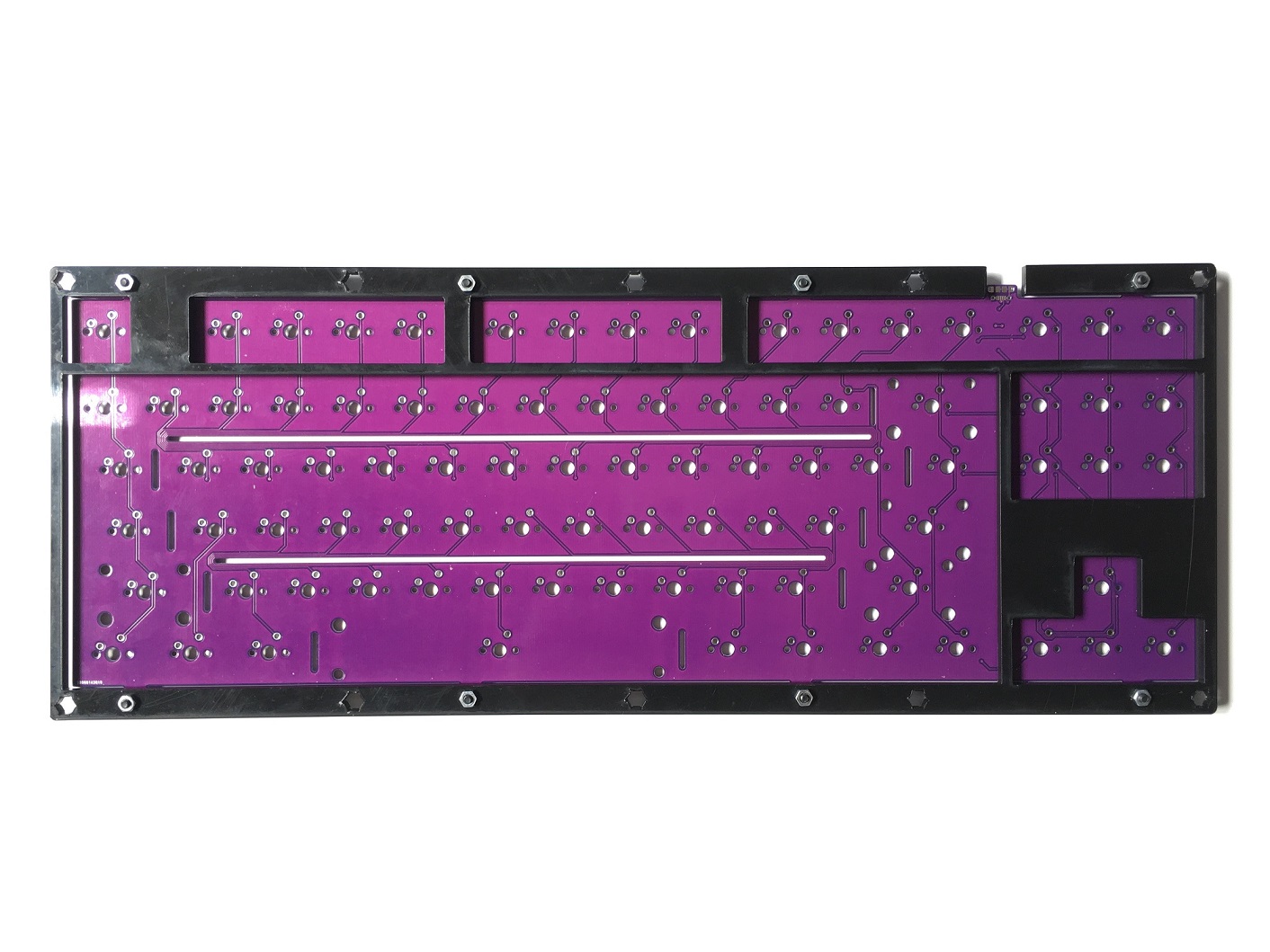 Bakeneko 80 - Open source tenkeyless keyboard 245684-5