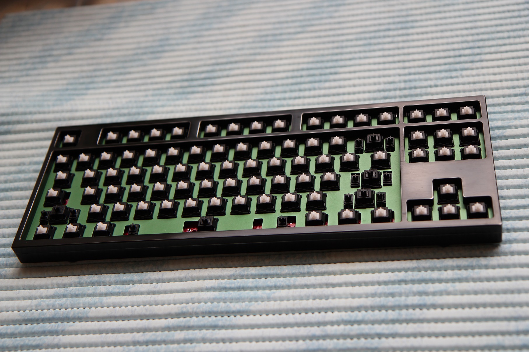60% aluminum case 78270-3
