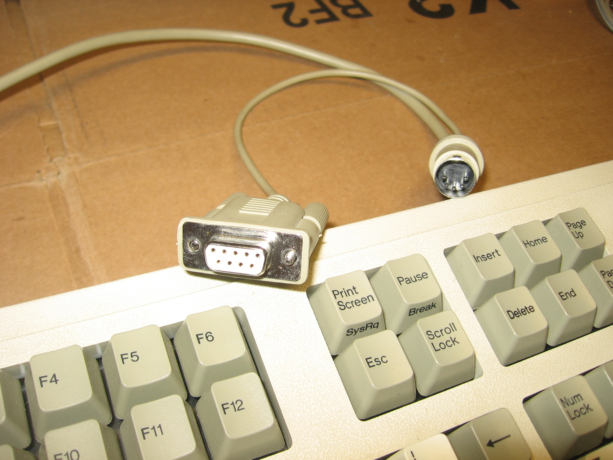 Raspberry Pi inside and converting a Keycat to USB 18061-1