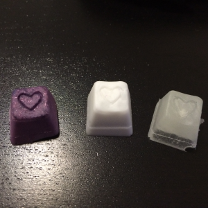 Marshmallow and Mischief: Artisan keycaps in the making! 109297-0