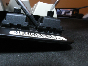 Switch Swap on a Plate Mounted Board with out Soldering?! IMPOSSIBRU! 55409-4