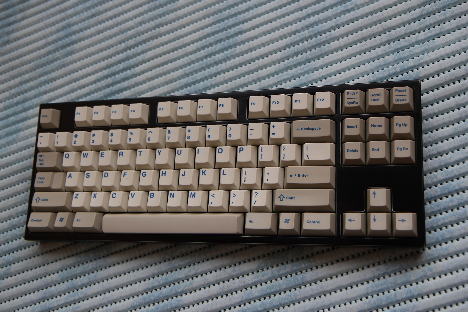 60% aluminum case 78278-7